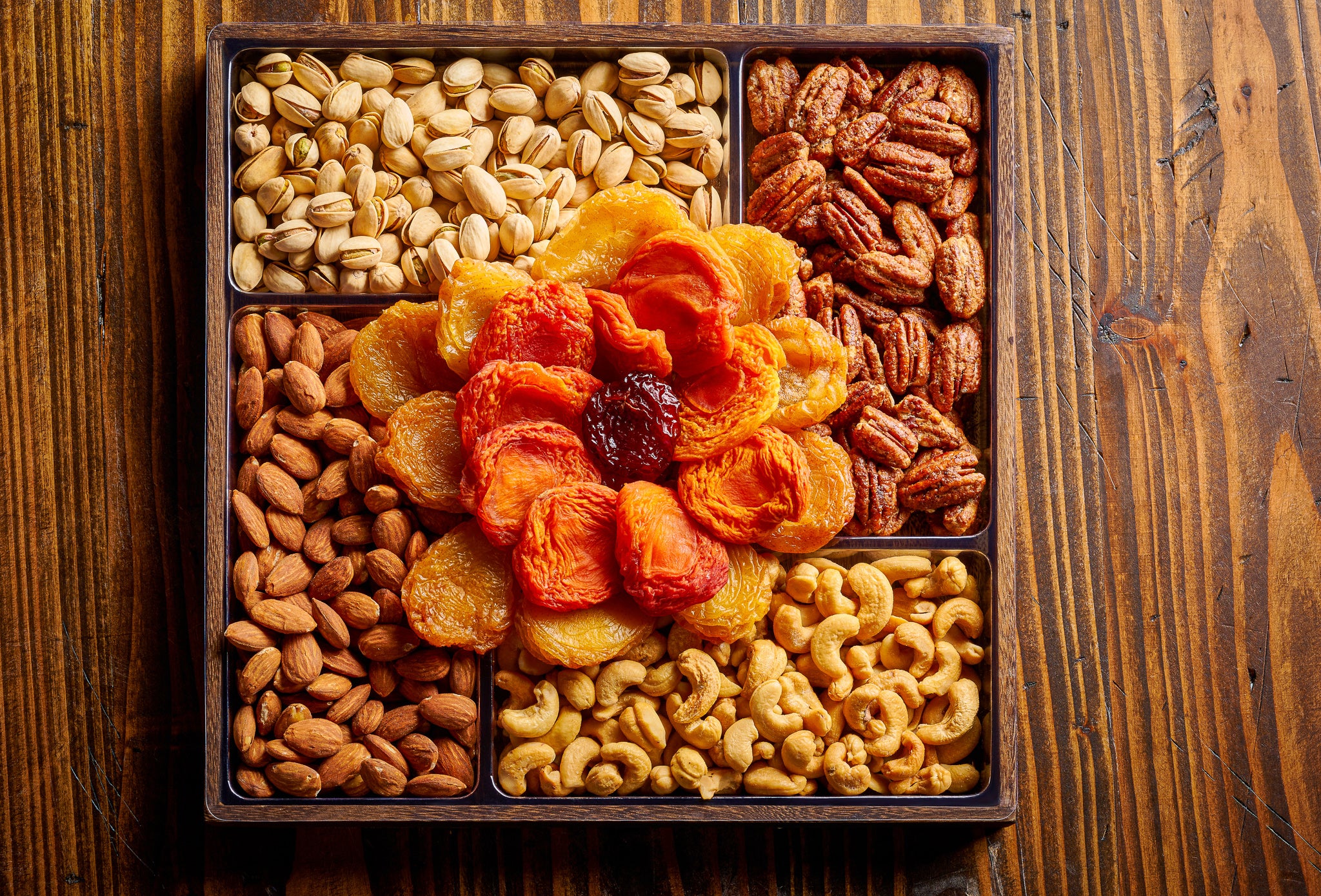 Dried fruit and nuts rose gift box