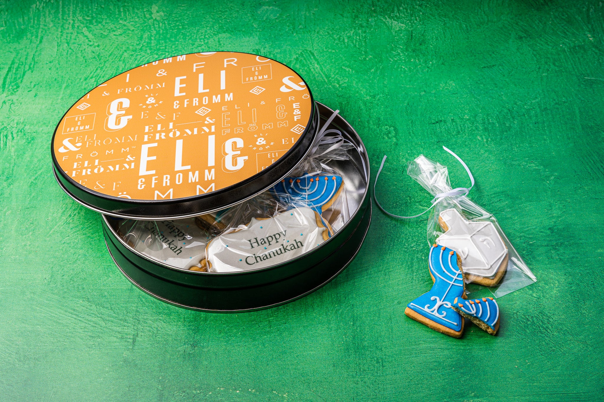 Eli & Frömm Signature Tin 5 Hanukkah Cookies