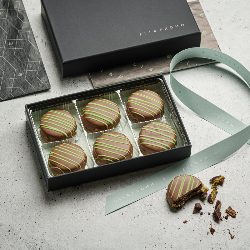 Dubai Chocolate Covered Oreos  6 pc