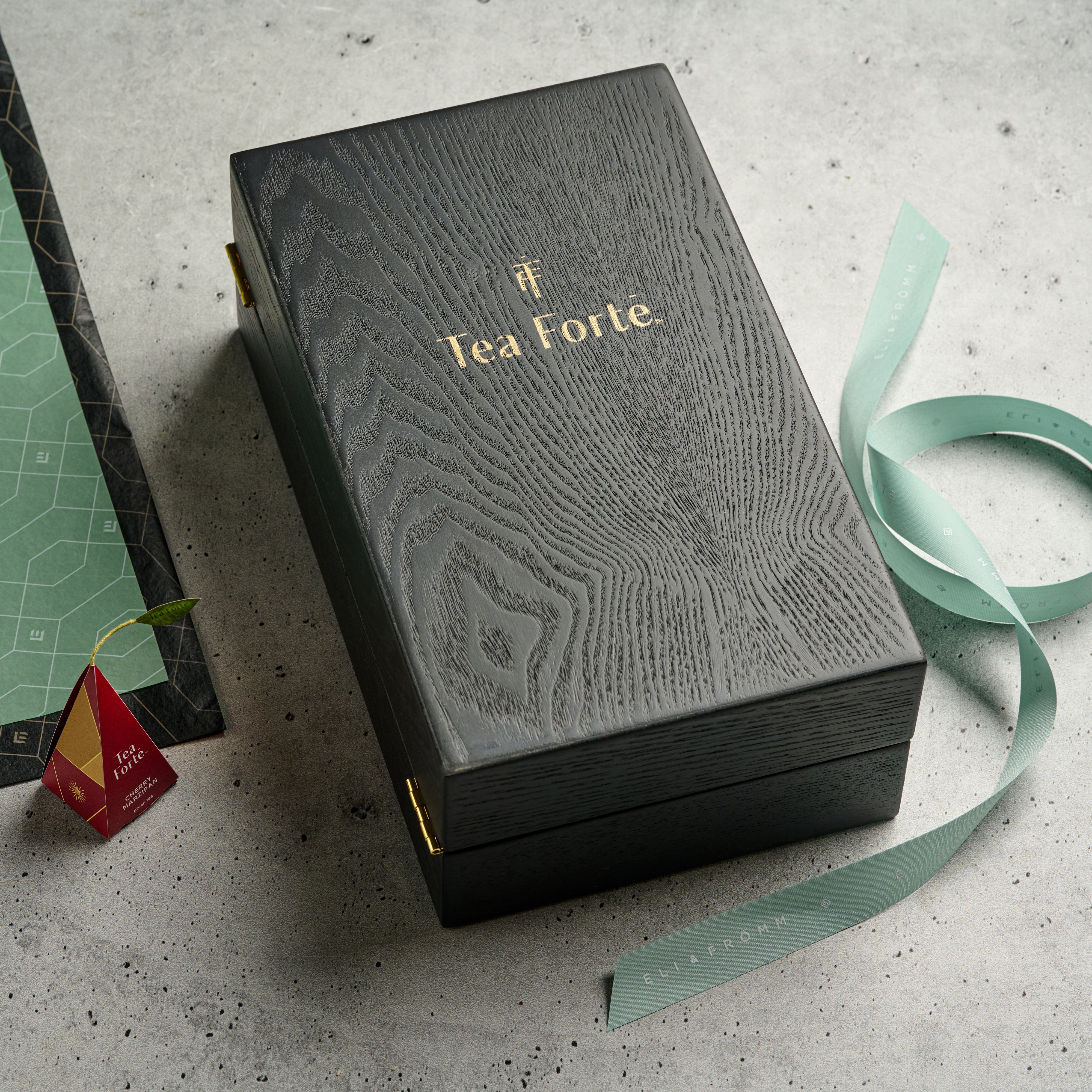 Tea Forte Wood Display Box