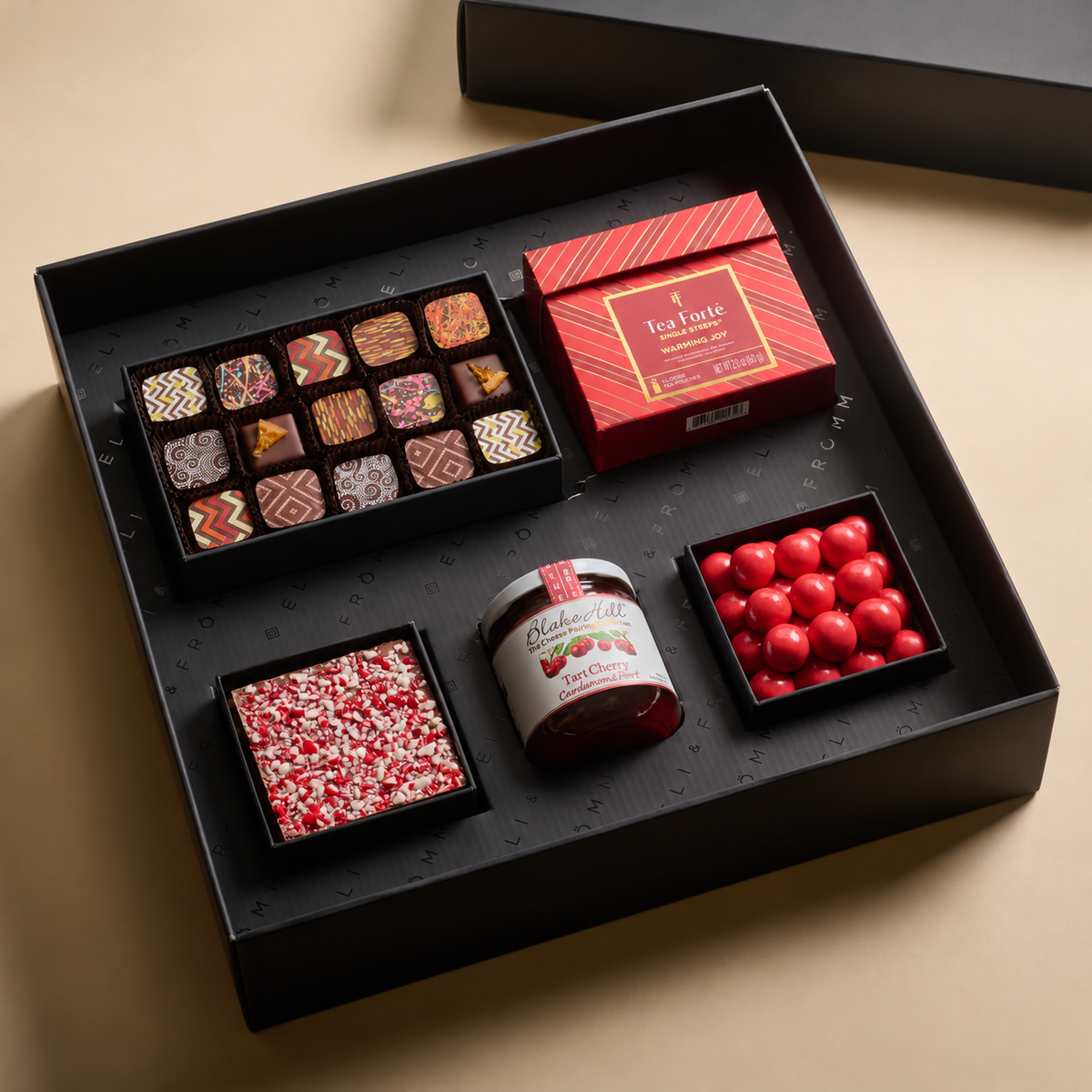 The Grand Christmas Gift Collection| 15 × 15